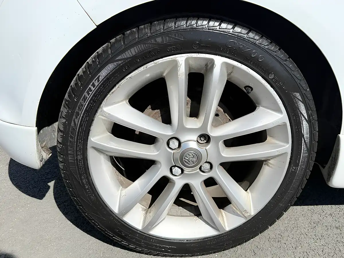 Used 2012 Vauxhall Corsa Sri White - Interior and Exterior details 19