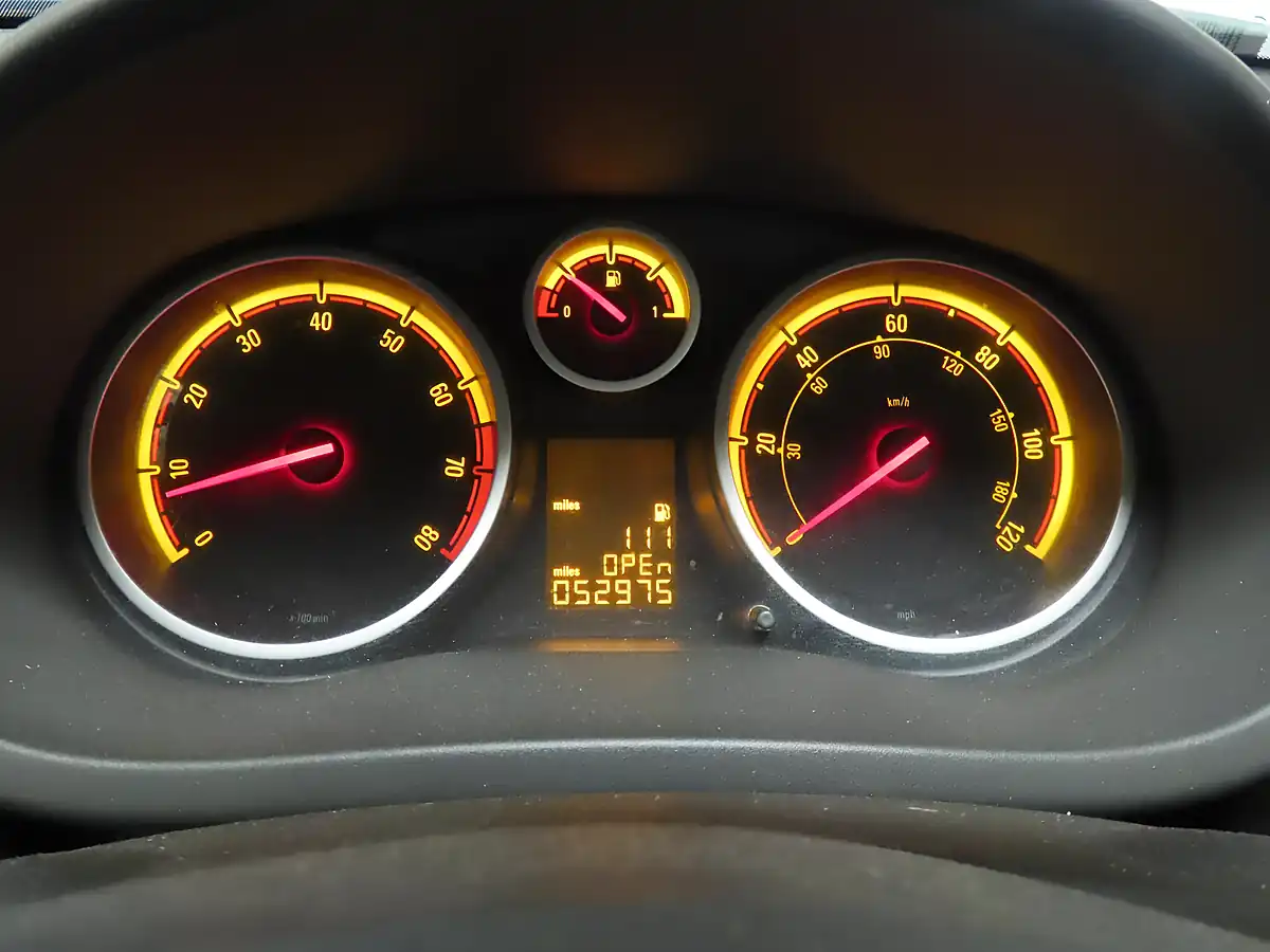 Used 2012 Vauxhall Corsa Sxi Black - Interior and Exterior details 9