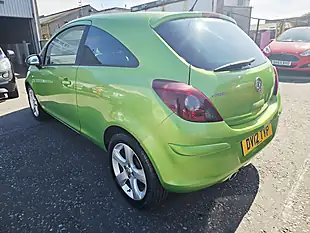 Used 2012 Vauxhall Corsa Sxi Green - Interior and Exterior details 5