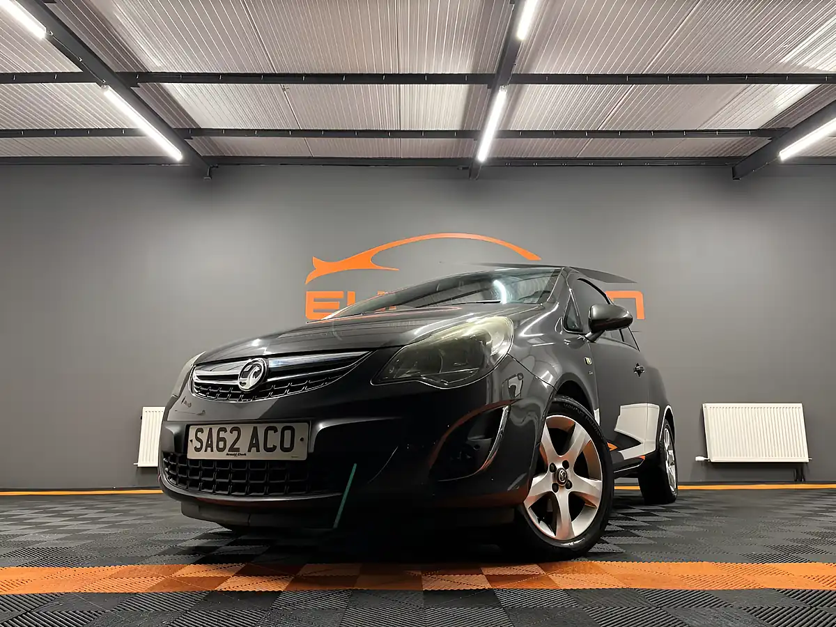 Used 2012 Vauxhall Corsa Sxi Grey - Front View