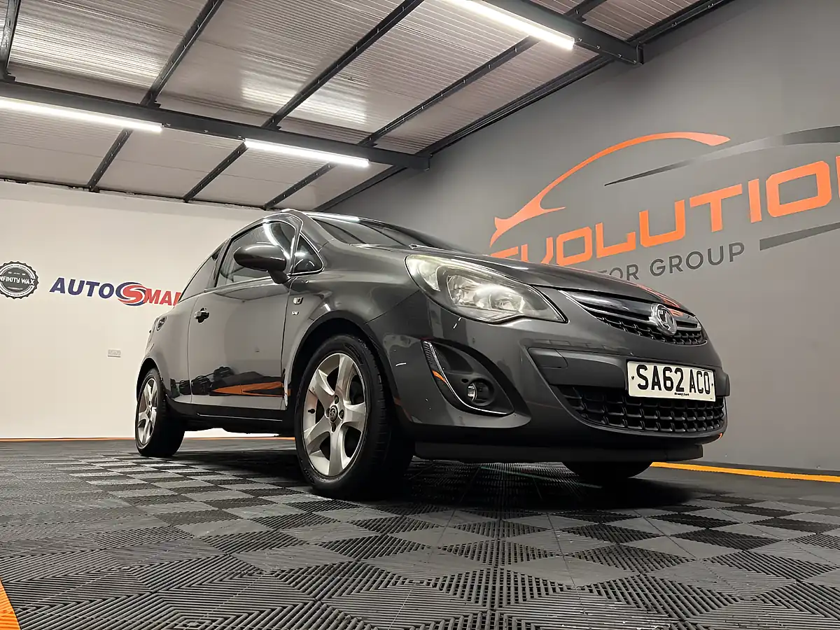 Used 2012 Vauxhall Corsa Sxi Grey - Interior and Exterior details 10