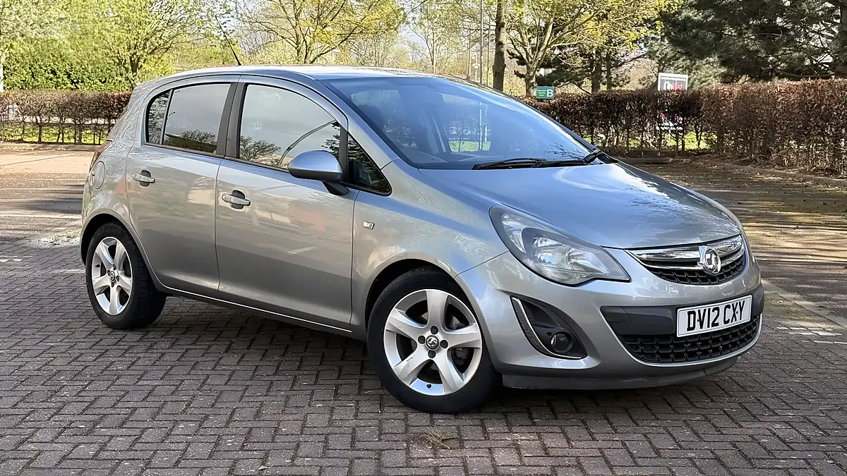 Used 2012 Vauxhall Corsa Sxi Silver - Front View