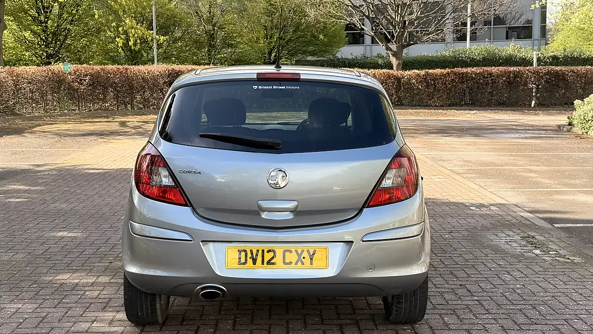 Used 2012 Vauxhall Corsa Sxi Silver - Interior and Exterior details 7