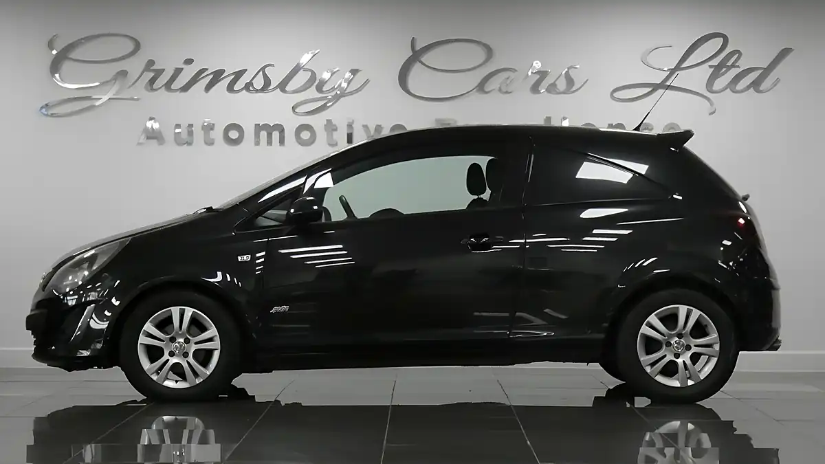 Used 2012 Vauxhall Corsa Van Sportive Black - Interior and Exterior details 2