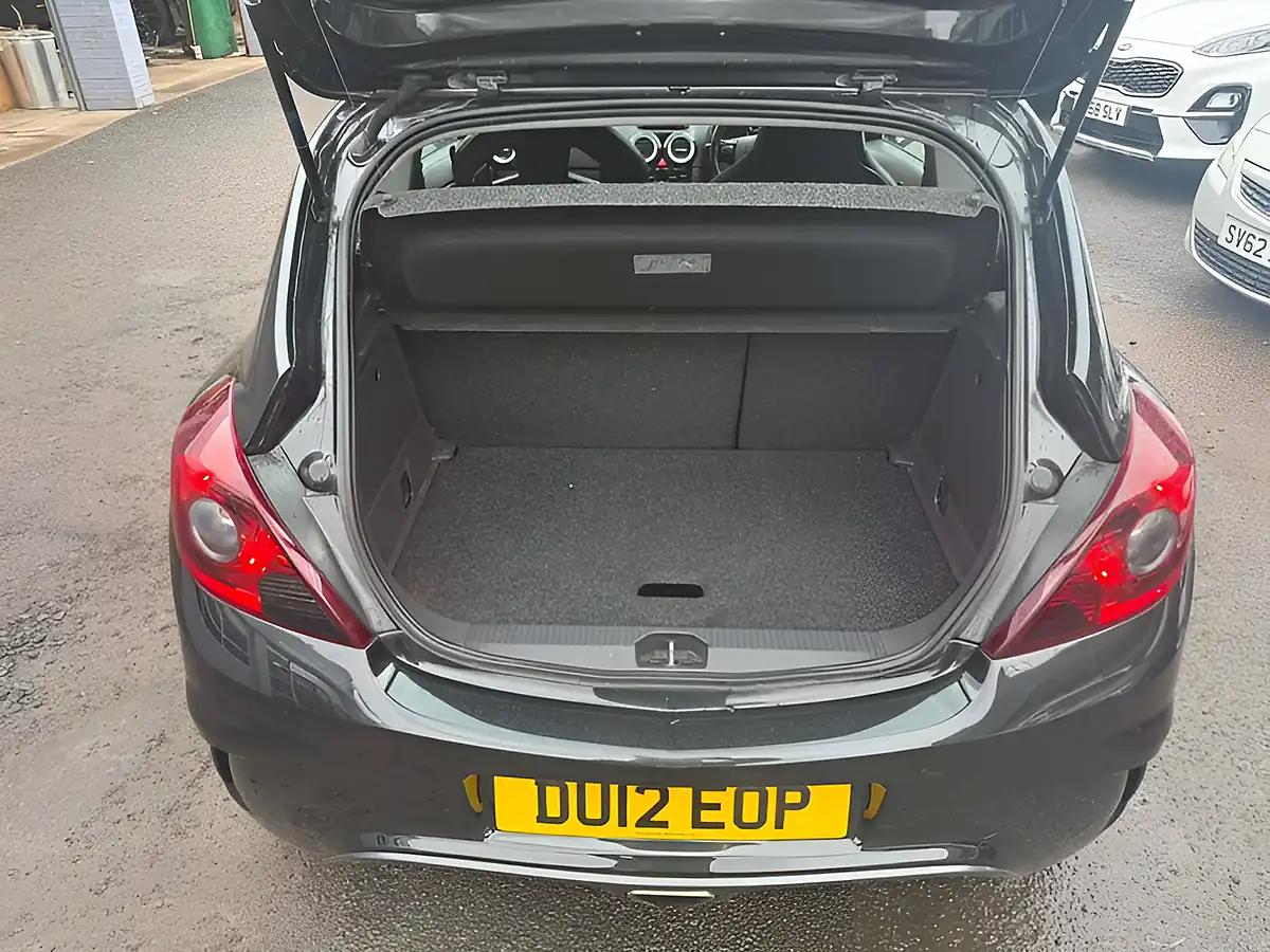Used 2012 Vauxhall Corsa Vxr Black - Interior and Exterior details 16