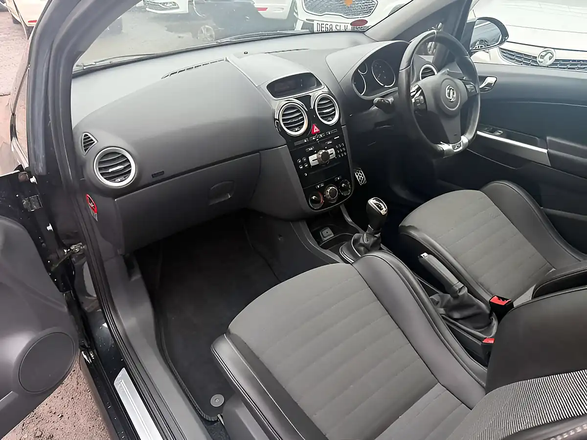 Used 2012 Vauxhall Corsa Vxr Black - Interior and Exterior details 20