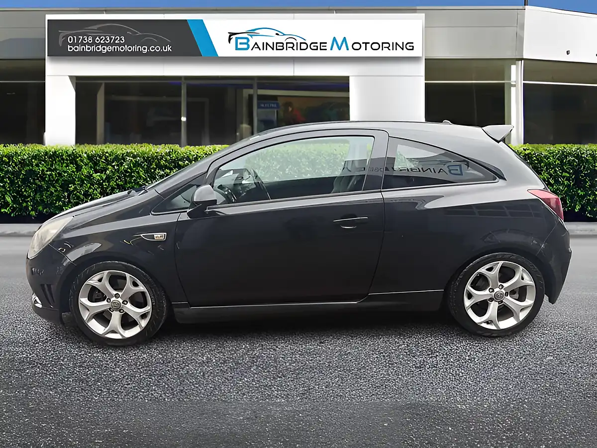 Used 2012 Vauxhall Corsa Vxr Black - Interior and Exterior details 6