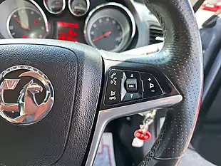 Used 2012 Vauxhall Insignia Sri Silver - Interior and Exterior details 15