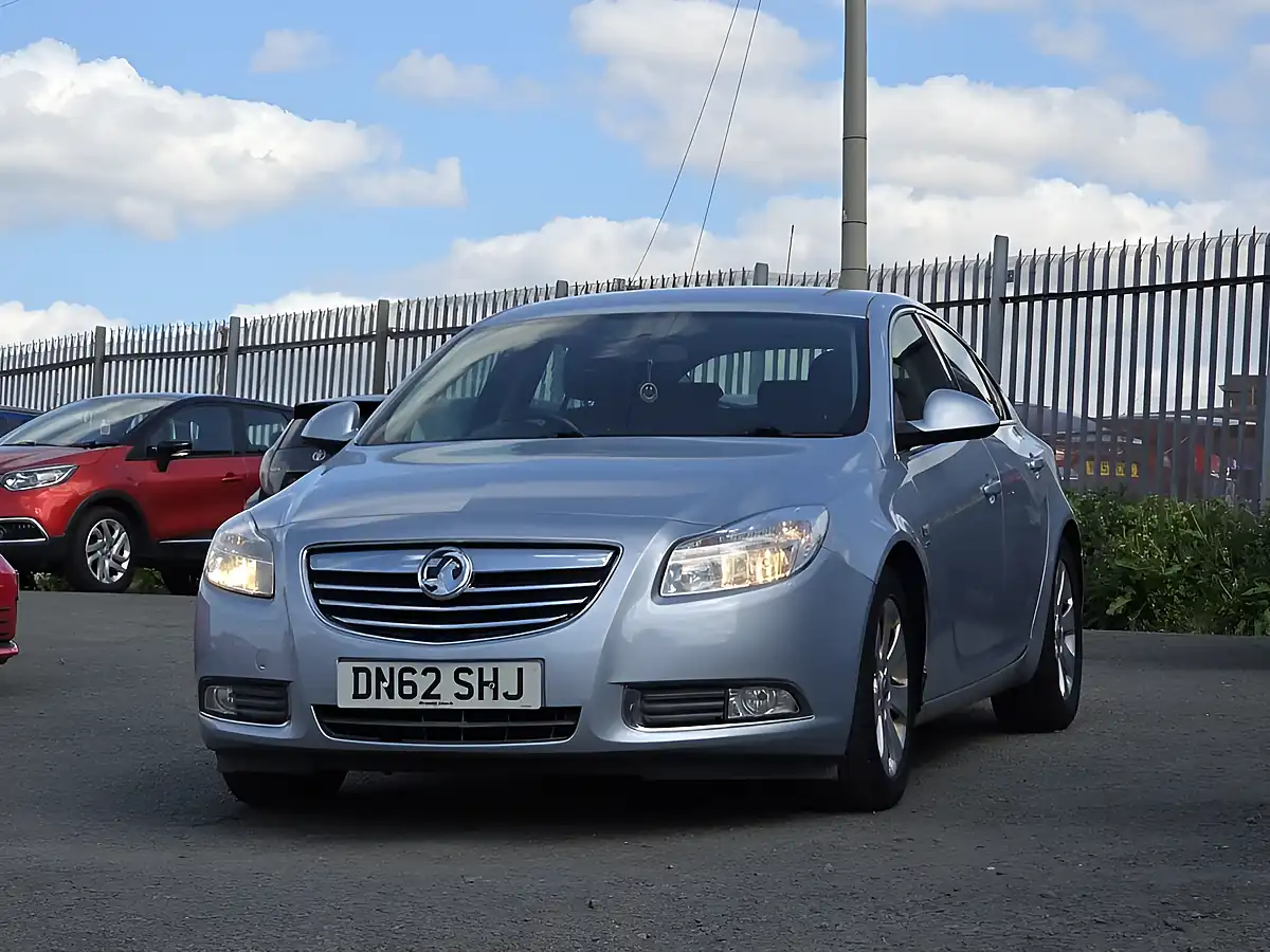 Used 2012 Vauxhall Insignia Sri Silver - Interior and Exterior details 2