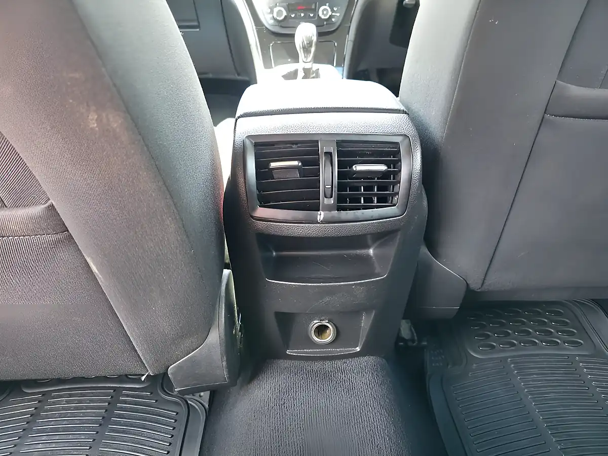 Used 2012 Vauxhall Insignia Sri Silver - Interior and Exterior details 20