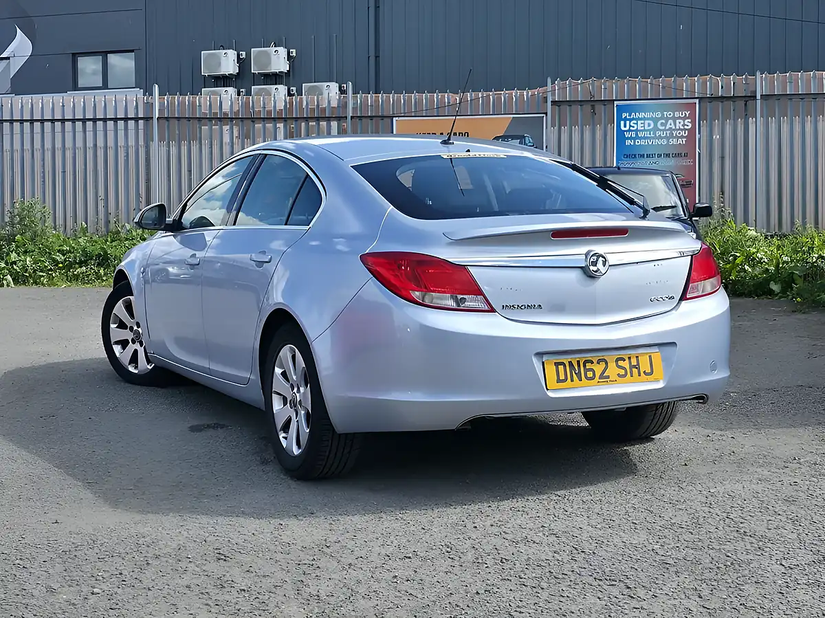 Used 2012 Vauxhall Insignia Sri Silver - Interior and Exterior details 3