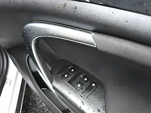Used 2012 Vauxhall Insignia Sri White - Interior and Exterior details 15