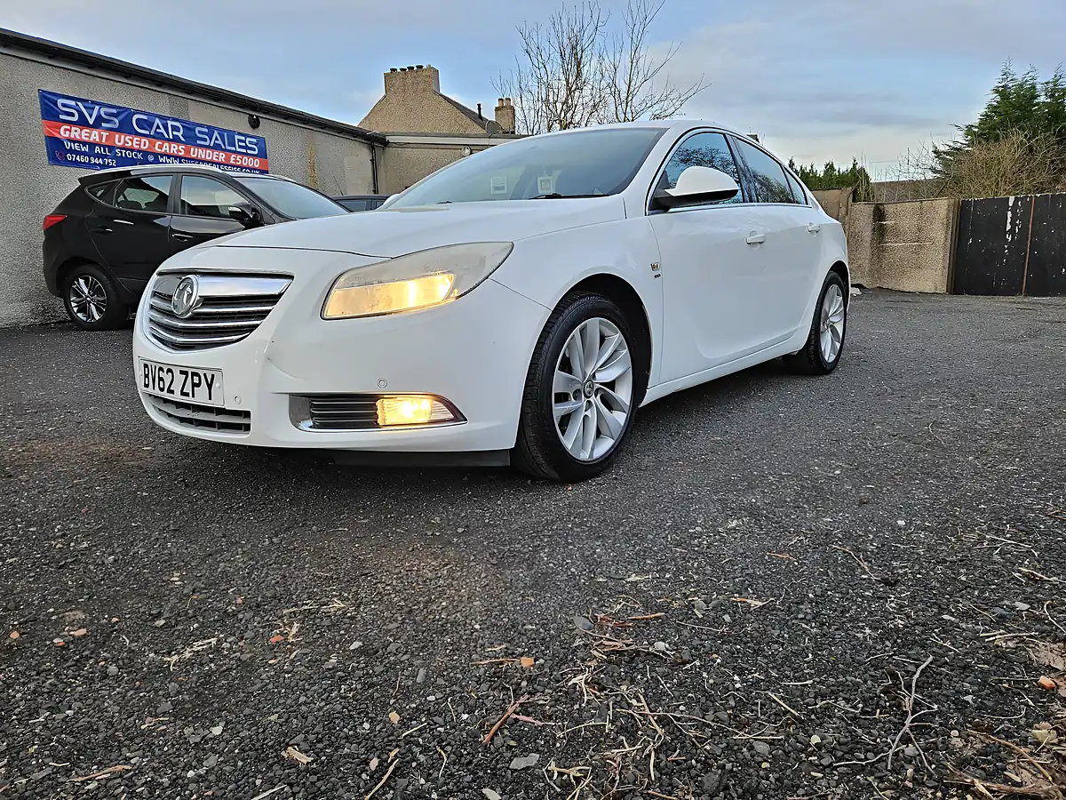 Used 2012 Vauxhall Insignia Sri White - Interior and Exterior details 8