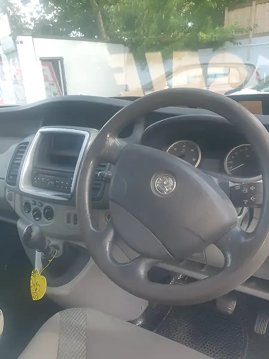 Used 2012 Vauxhall Vivaro Sportive Lwb - Interior and Exterior details 14