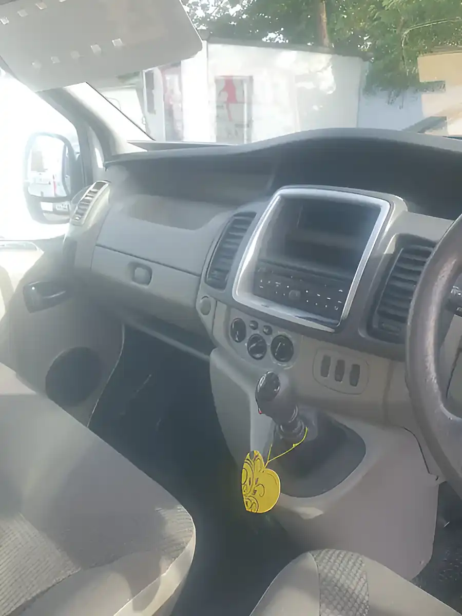 Used 2012 Vauxhall Vivaro Sportive Lwb - Interior and Exterior details 16