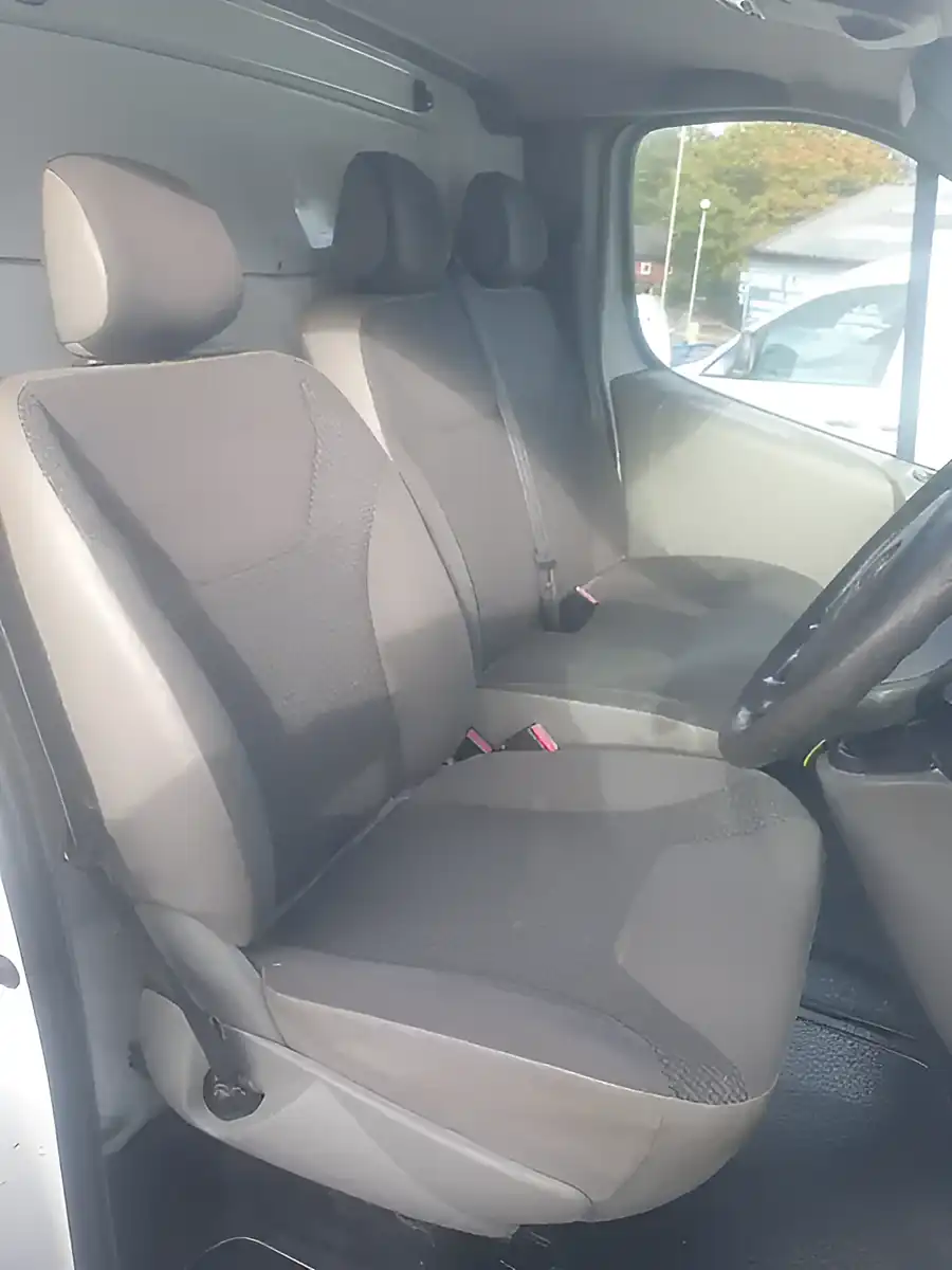 Used 2012 Vauxhall Vivaro Sportive Lwb - Interior and Exterior details 19