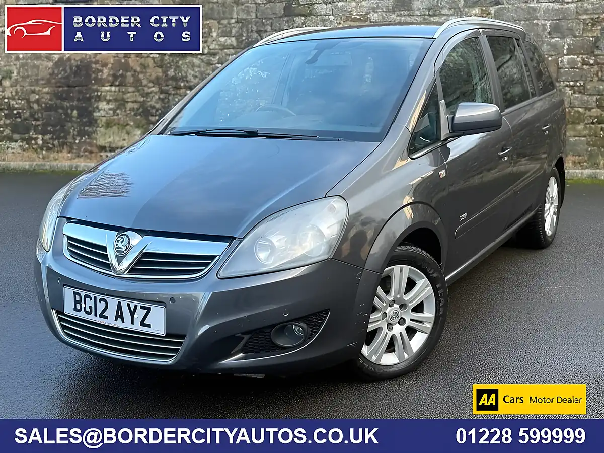 Used 2012 Vauxhall Zafira Design Asteroid Grey - Front View