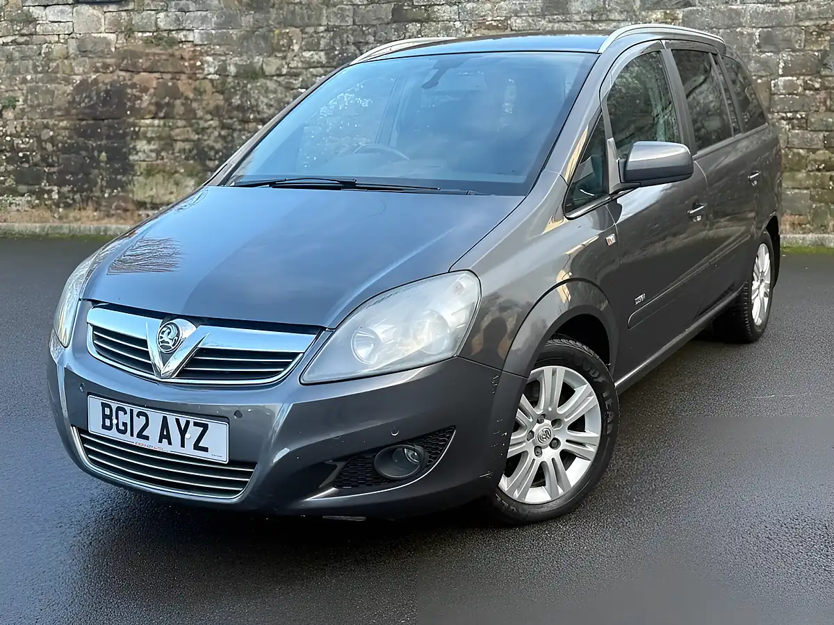 Used 2012 Vauxhall Zafira Design Asteroid Grey - Interior and Exterior details 2