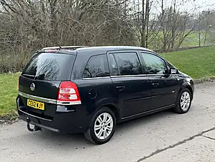 Used 2012 Vauxhall Zafira Design Black - Interior and Exterior details 10
