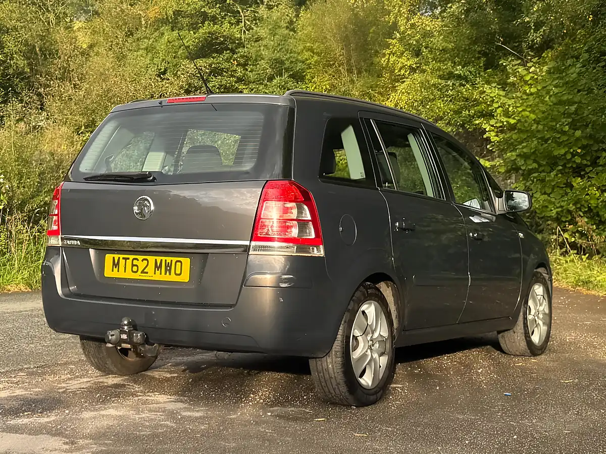 Used 2012 Vauxhall Zafira Exclusiv Grey - Interior and Exterior details 14