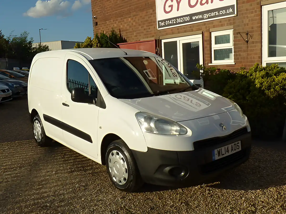Used 2012 Vauxhall Zafira Exclusiv - Interior and Exterior details 3
