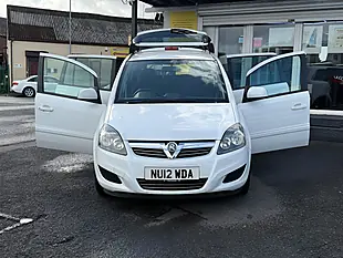 Used 2012 Vauxhall Zafira Exclusiv White - Interior and Exterior details 11