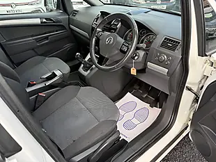 Used 2012 Vauxhall Zafira Exclusiv White - Interior and Exterior details 12