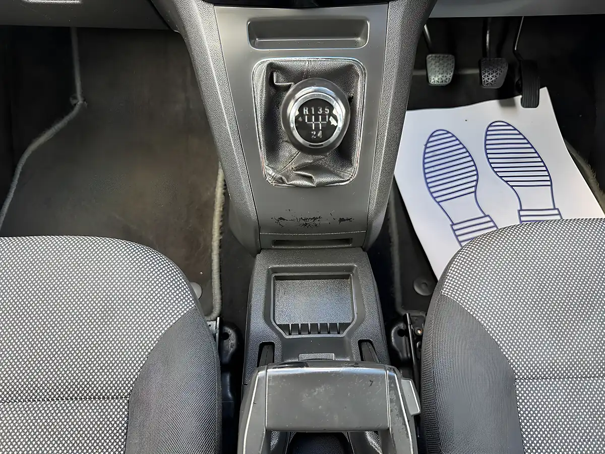 Used 2012 Vauxhall Zafira Exclusiv White - Interior and Exterior details 15