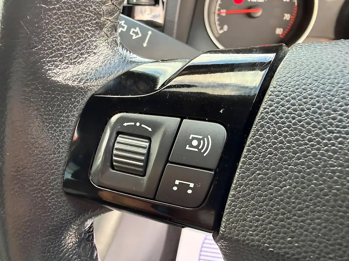 Used 2012 Vauxhall Zafira Exclusiv White - Interior and Exterior details 16