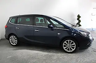 Used 2012 Vauxhall Zafira Tourer Elite Blue - Interior and Exterior details 3