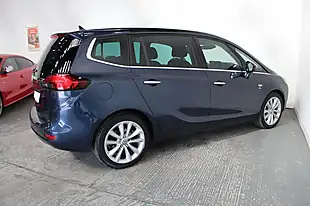 Used 2012 Vauxhall Zafira Tourer Elite Blue - Interior and Exterior details 8