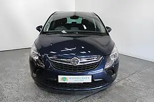 Used 2012 Vauxhall Zafira Tourer Elite Blue - Interior and Exterior details 9