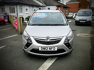 Used 2012 Vauxhall Zafira Tourer Ex Metallic Silver - Interior and Exterior details 9