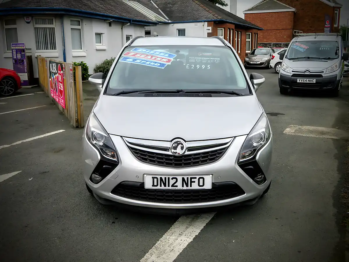 Used 2012 Vauxhall Zafira Tourer Ex Metallic Silver - Interior and Exterior details 9