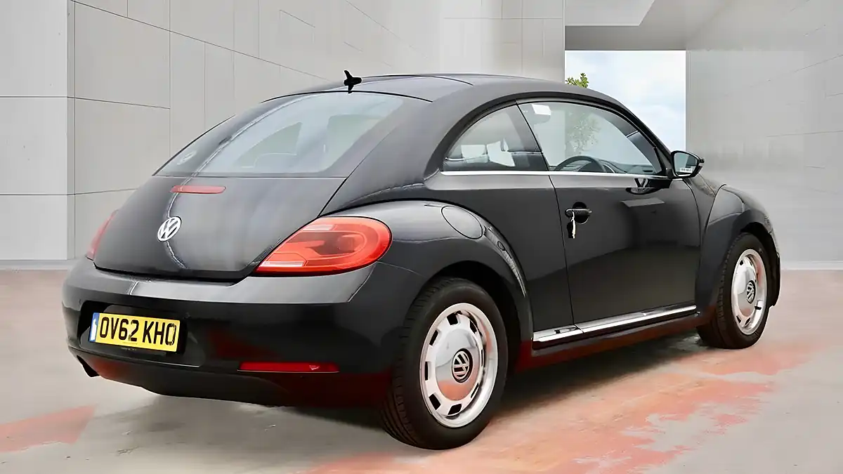 Used 2012 Volkswagen Beetle Design Black - Interior and Exterior details 6