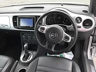 Used 2012 Volkswagen Beetle Design (leather) Silver - Interior and Exterior details 9