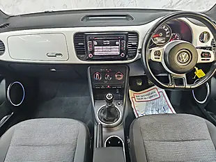 Used 2012 Volkswagen Beetle Design White - Interior and Exterior details 11