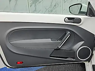 Used 2012 Volkswagen Beetle Design White - Interior and Exterior details 19