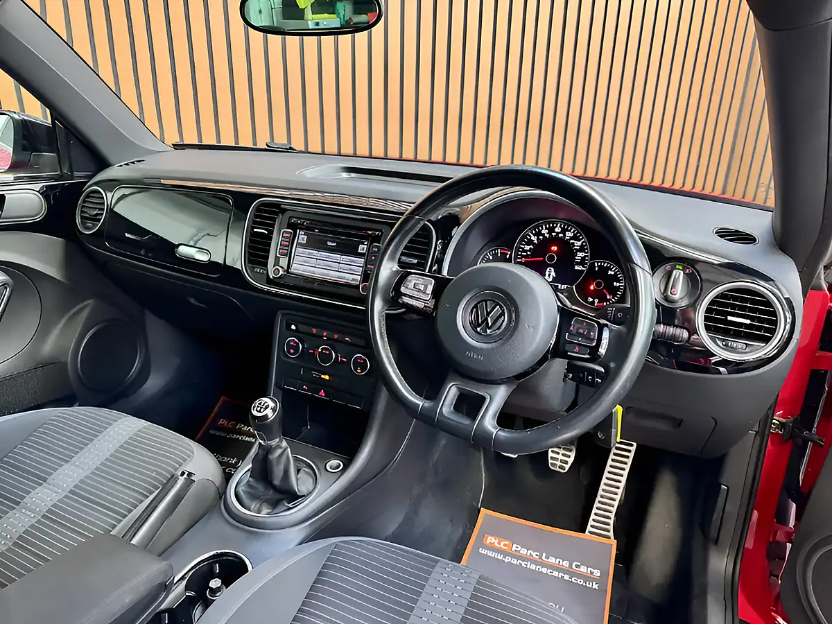 Used 2012 Volkswagen Beetle Sport Tornado Red - Interior and Exterior details 11