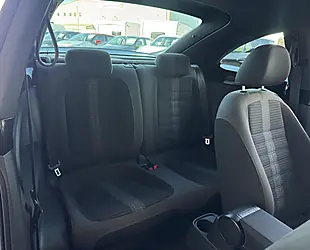Used 2012 Volkswagen Beetle Sport White - Interior and Exterior details 12