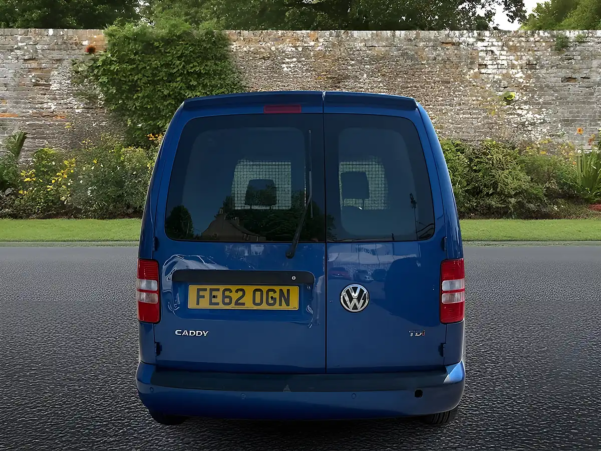 Used 2012 Volkswagen Caddy Highline Blue - Interior and Exterior details 5
