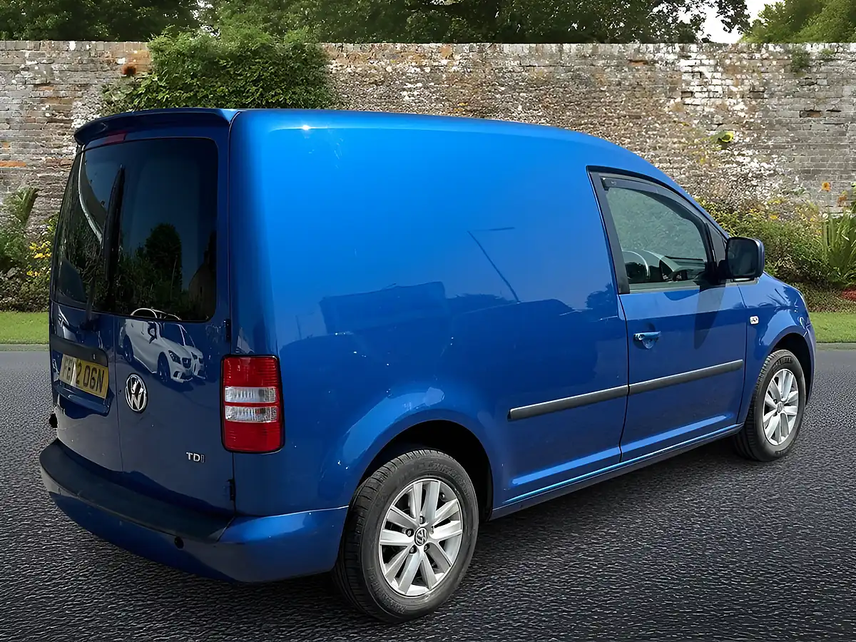 Used 2012 Volkswagen Caddy Highline Blue - Interior and Exterior details 6