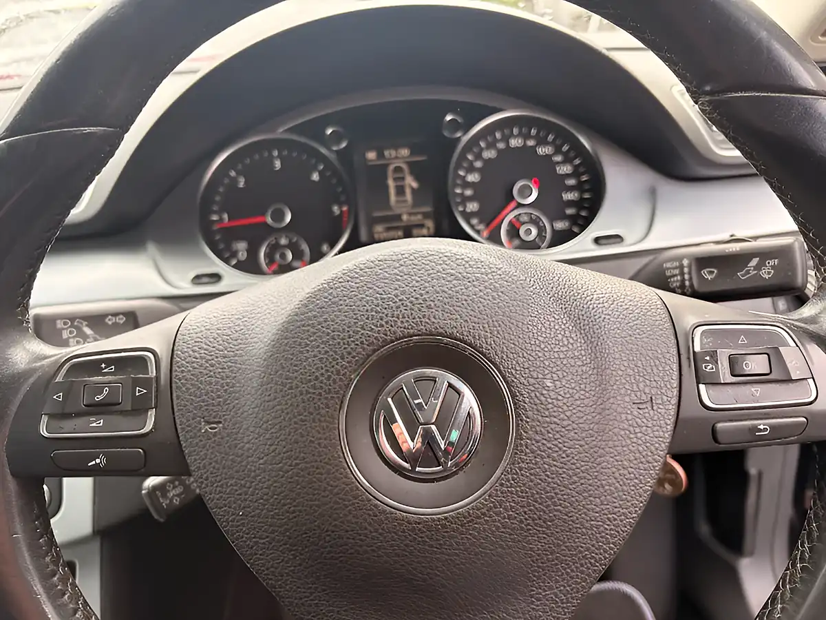 Used 2012 Volkswagen Cc GT Black - Interior and Exterior details 17