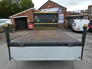 Used 2012 Volkswagen Crafter CR35 White - Interior and Exterior details 3