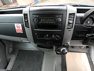 Used 2012 Volkswagen Crafter CR35 White - Interior and Exterior details 8