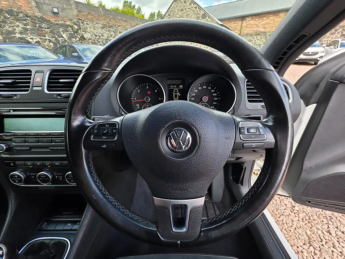 Used 2012 Volkswagen Golf GT Cabriolet White - Interior and Exterior details 16