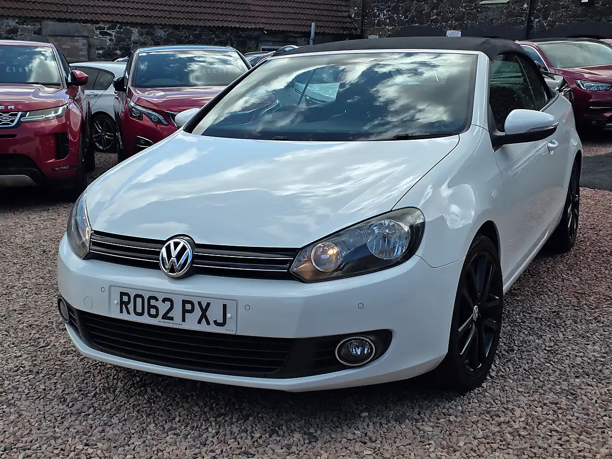 Used 2012 Volkswagen Golf GT Cabriolet White - Interior and Exterior details 7