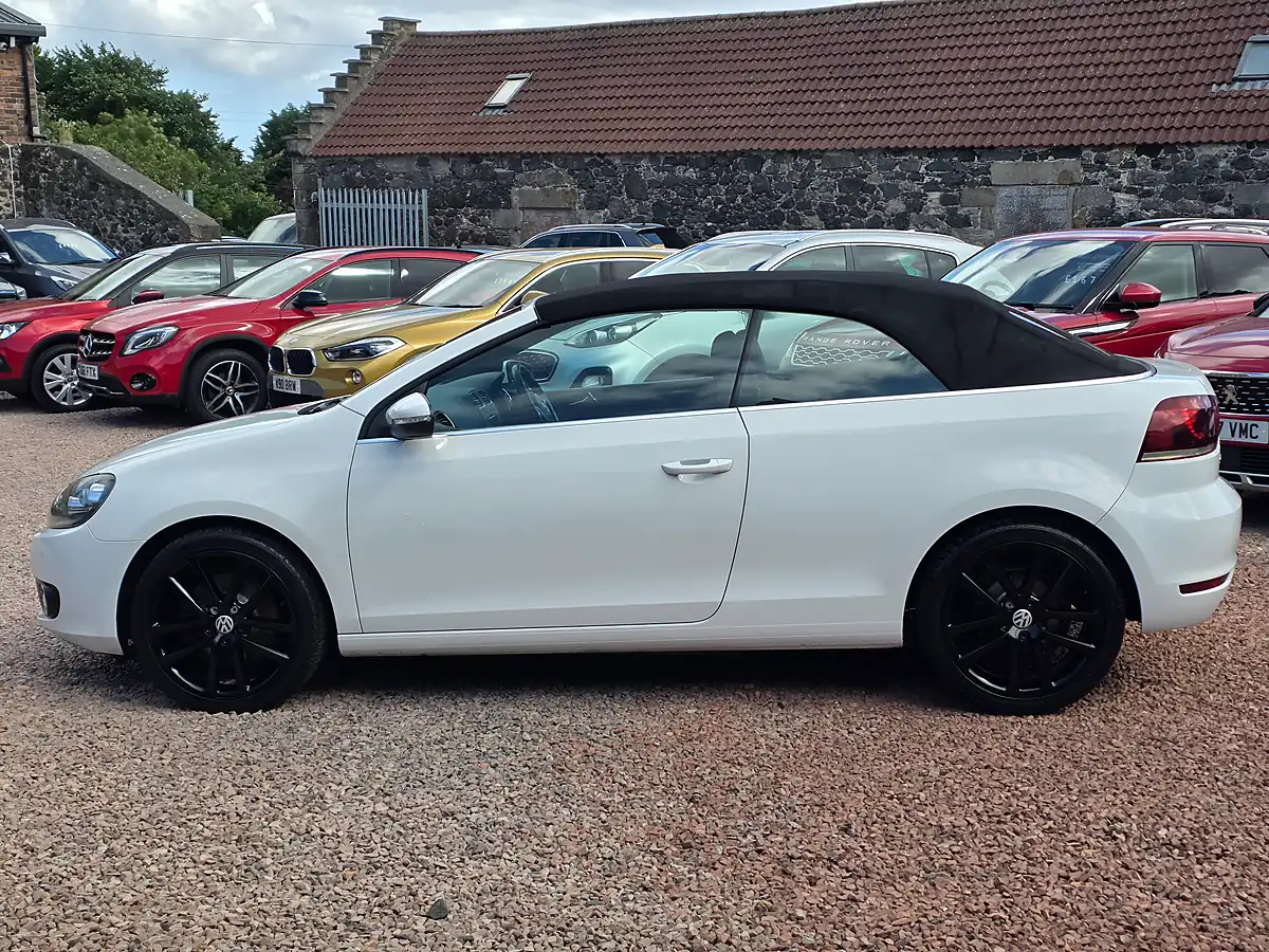 Used 2012 Volkswagen Golf GT Cabriolet White - Interior and Exterior details 8
