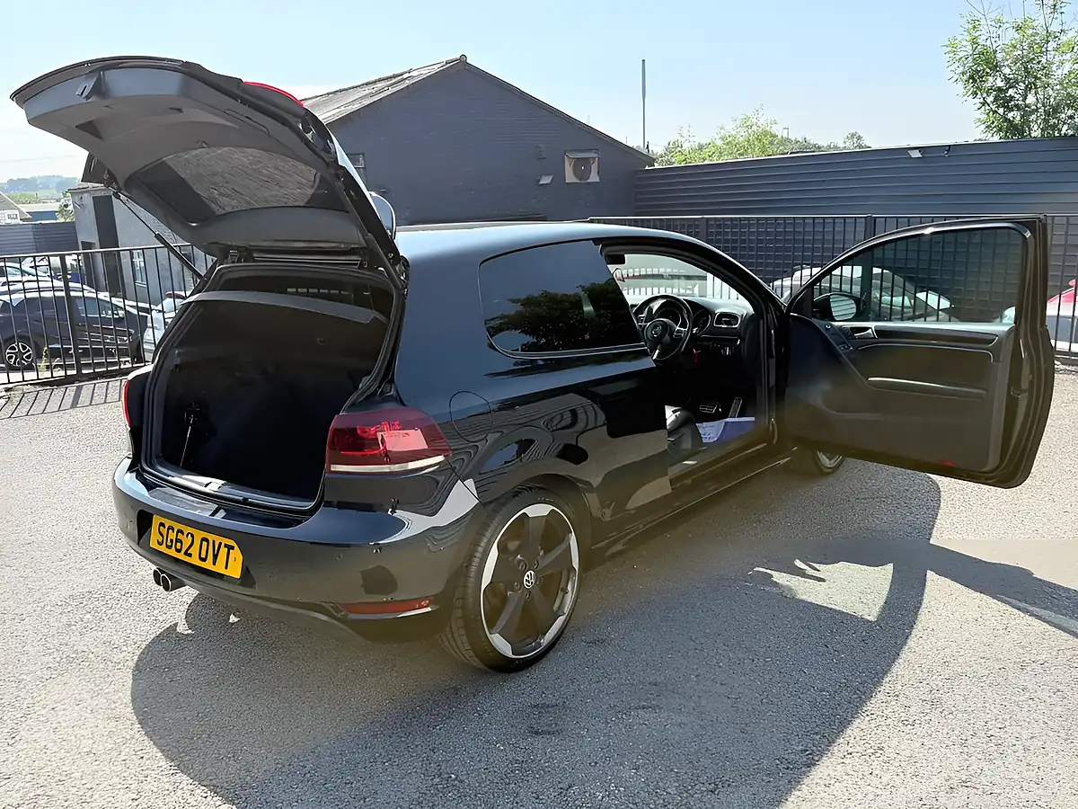 Used 2012 Volkswagen Golf Gtd (leather) Black - Interior and Exterior details 10