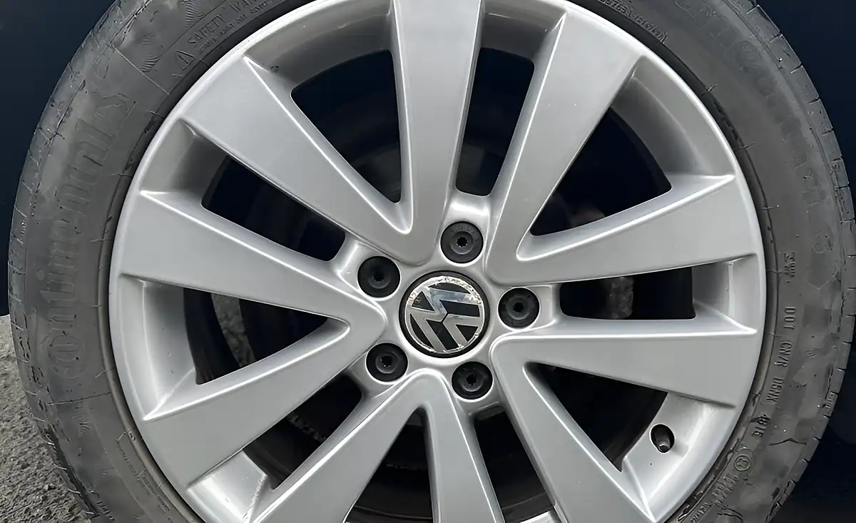 Used 2012 Volkswagen Golf Gtd Leather White - Interior and Exterior details 20